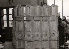 Caisses vides destin&eacute;es &agrave; l'&eacute;poque aux revendeurs locaux